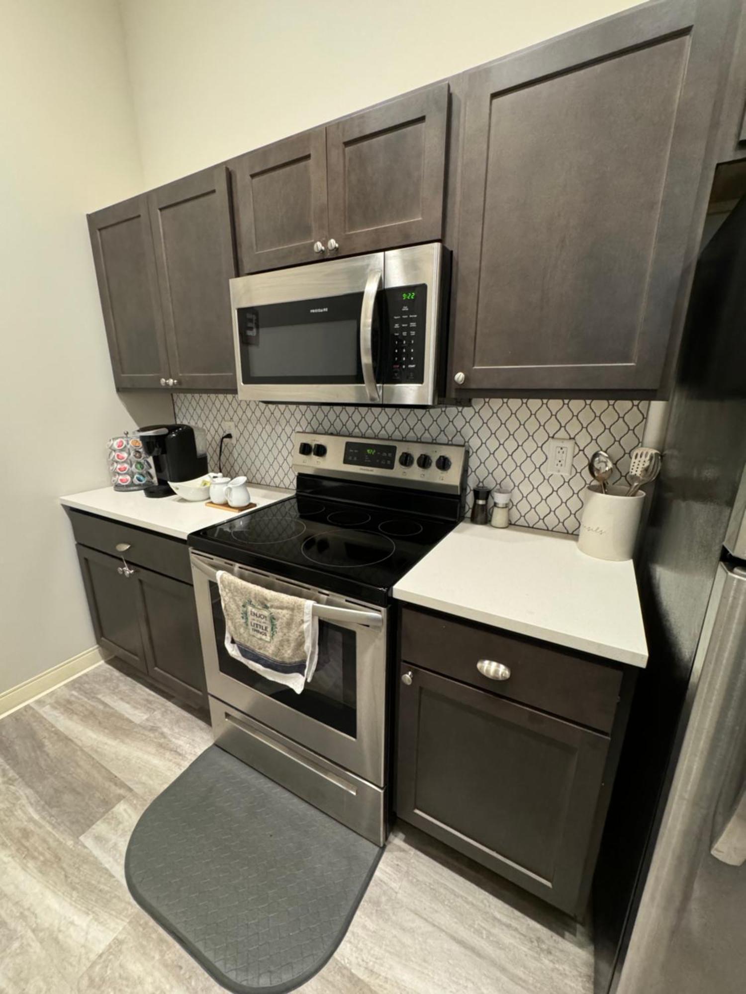 Beautiful Condo/Rooftop Patio With Free Parking Cleveland Exterior photo
